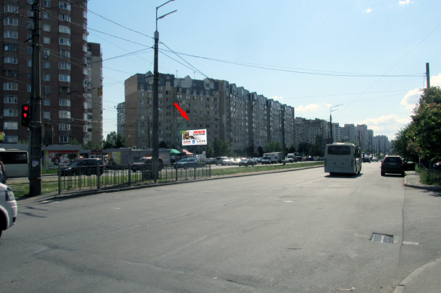 Щит 6x3,  вулиця Анни Ахматової, 3