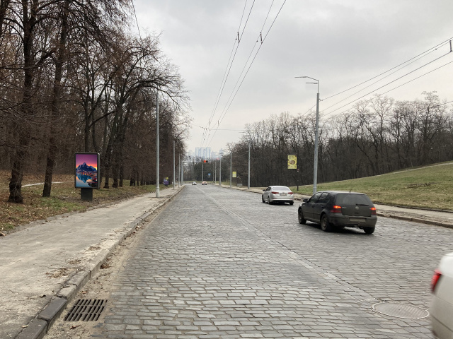 Сітілайт 1.2x1.8,  Подільський узвіз (в сторону Кирилівська, стадіон Спартак)