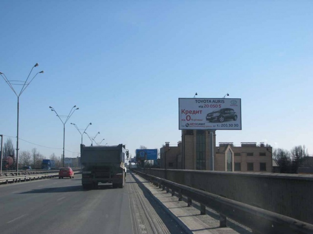 Щит 6x3, Южный мост перед фасадом "Энергобанка" / ул. Промышленная 01, в напр. левого берега (правый берег) Щит 6x3, Южный мост перед фасадом "Энергобанка" / ул. Промышленная 01, в напр. левого берега (правый берег)