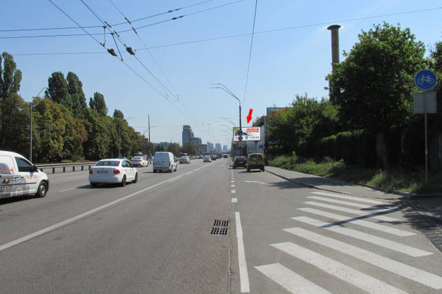 Призма 6x3,  проспект Перемоги, 49/2