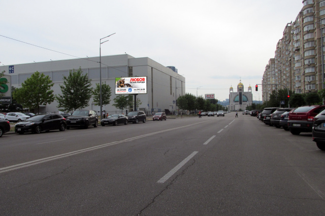 Щит 6x3,  вул.Микільсько-Слобідська, 32, біля супермаркету "Новус"