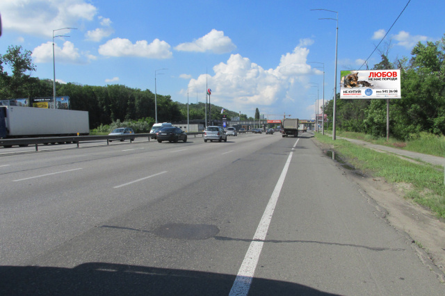 Щит 6x3,  Столичне шосе 200м до залізничного моста, в сторону цетра