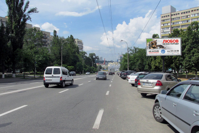 Призма 6x3,  просп. Науки, 11