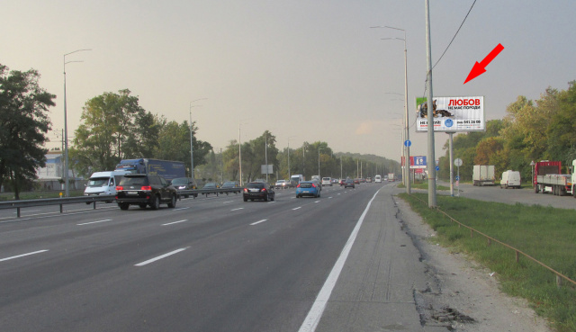 Призма 6x3,  Столичне шоссе за АЗС AMIC Energy в напрямку центра