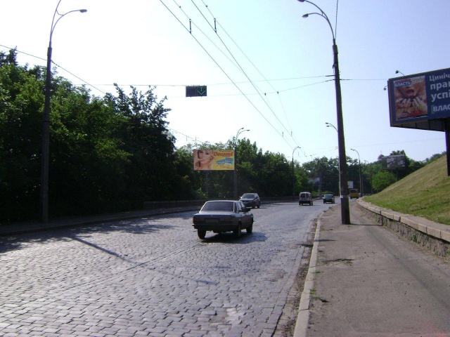 Щит 6x3,  вул. Здолбунівська, 16 напроти від Харківського шосе