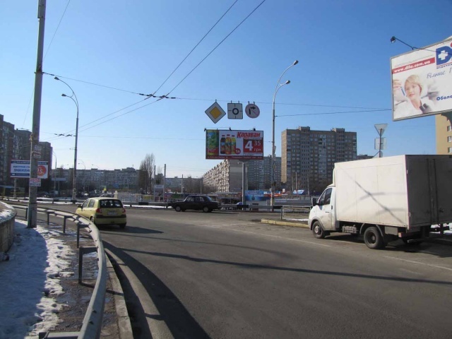 Щит 6x3, просп. Оболонский, 49 - на парковку нового ТРЦ DreamTown (аквапарк); трасп. клумба, м. Гер. Днепра; рынок Щит 6x3, просп. Оболонский, 49 - на парковку нового ТРЦ DreamTown (аквапарк); трасп. клумба, м. Гер. Днепра; рынок